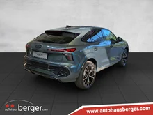 Audi Q3 Sportback TDI quattro 142 kW in Salbeigrün Metallic