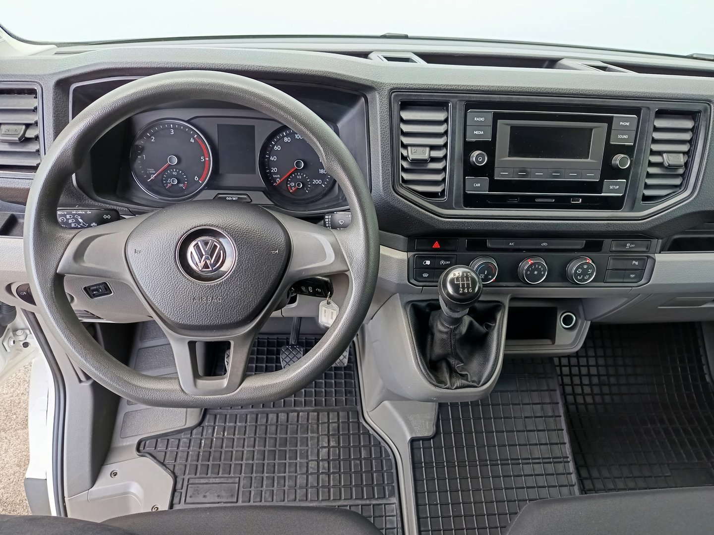 VW Crafter 30 Kastenwagen Entry L3H2 TDI | Bild 13 von 25