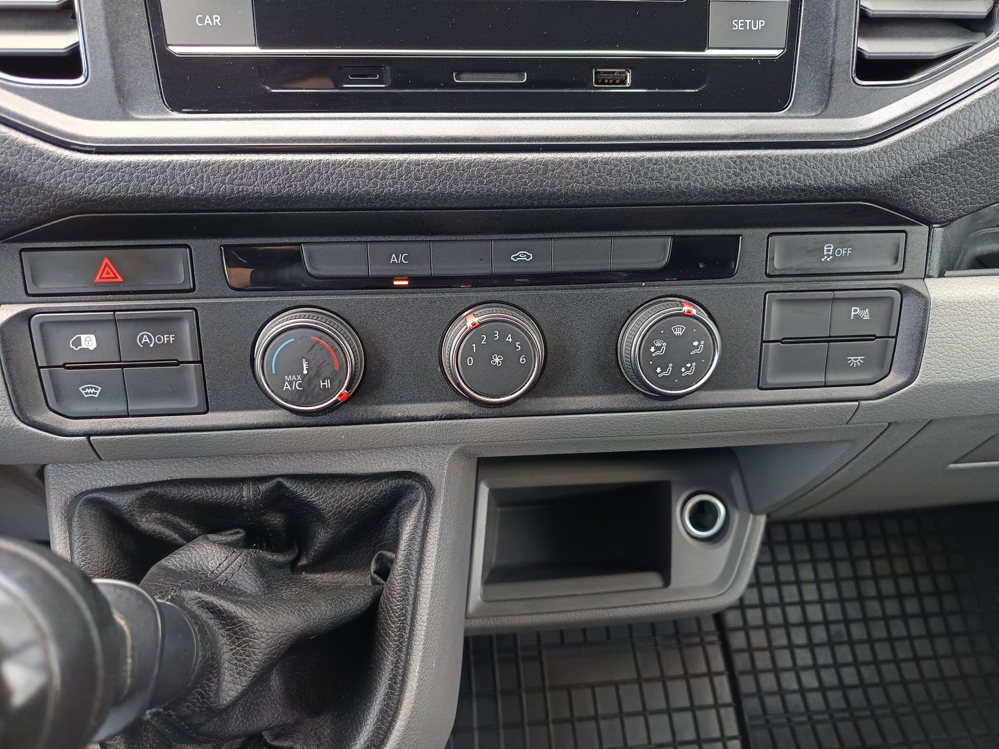 VW Crafter 30 Kastenwagen Entry L3H2 TDI | Bild 21 von 25