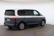 VW Multivan Style eHybrid 180 kW 4MOTION in Candyweiß / Starlight Blue Metallic