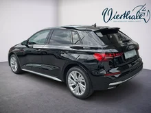 Audi A3 Sportback 30 TFSI in Brillantschwarz