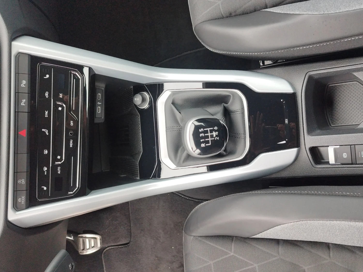 Bild eines VW T-Roc Cabriolet Style TSI