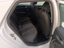 Audi A1 Sportback 30 TFSI intense in Cortinaweiss