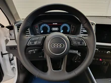 Audi A1 Sportback 30 TFSI intense in Cortinaweiss