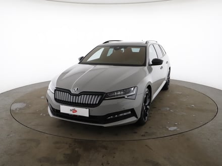 Škoda SUPERB Combi iV SPORTLINE DSG