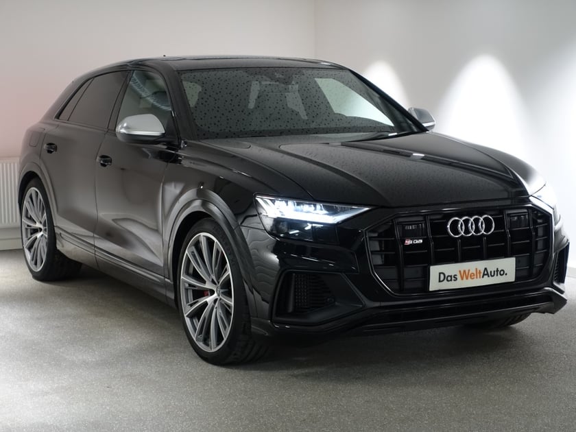 Audi SQ8 TFSI quattro