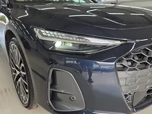 Audi A6 Limousine quattro TDI 150 kW in Firmamentblau Metallic