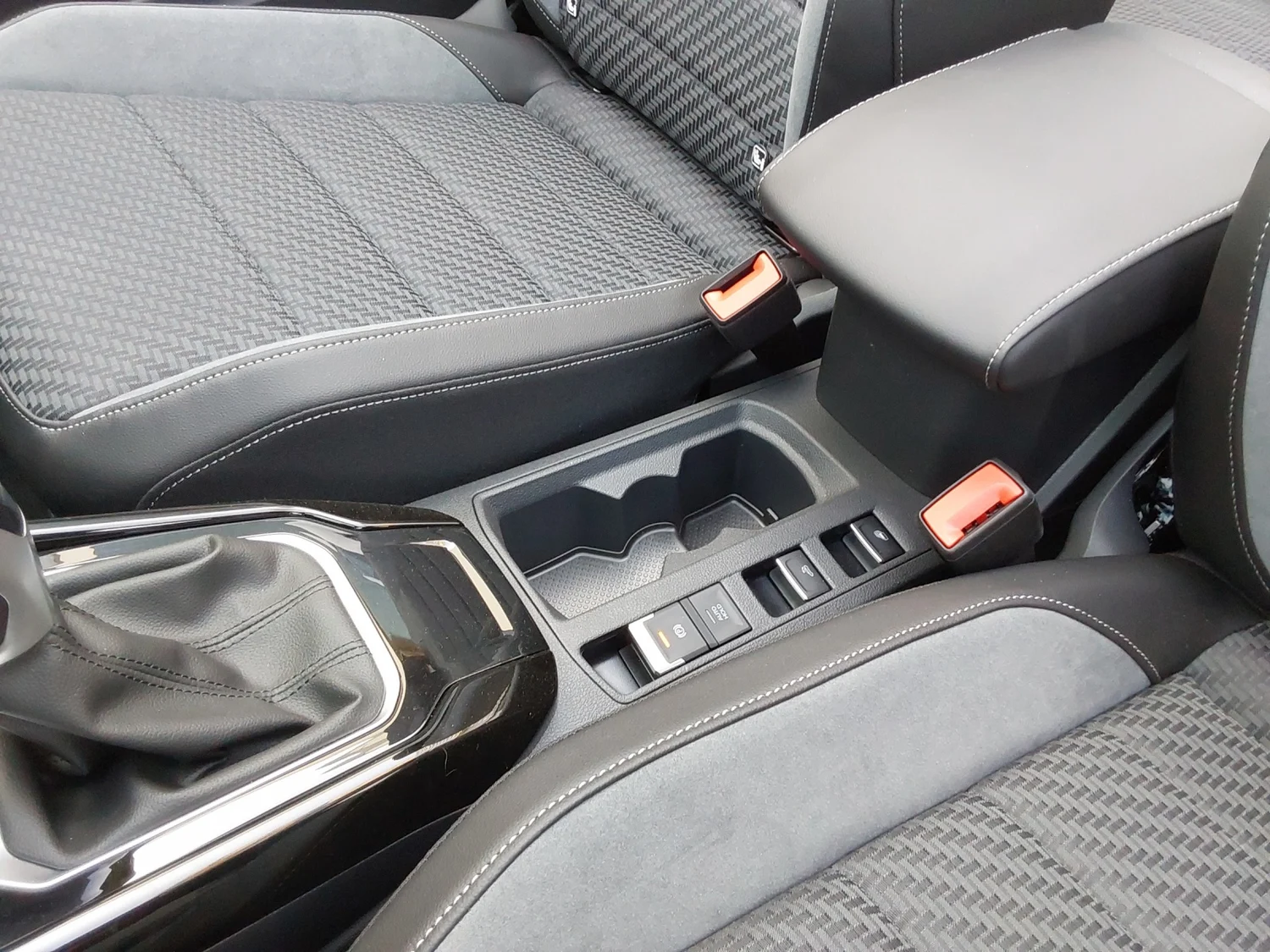 Bild eines VW T-Roc Cabriolet R-Line TSI DSG