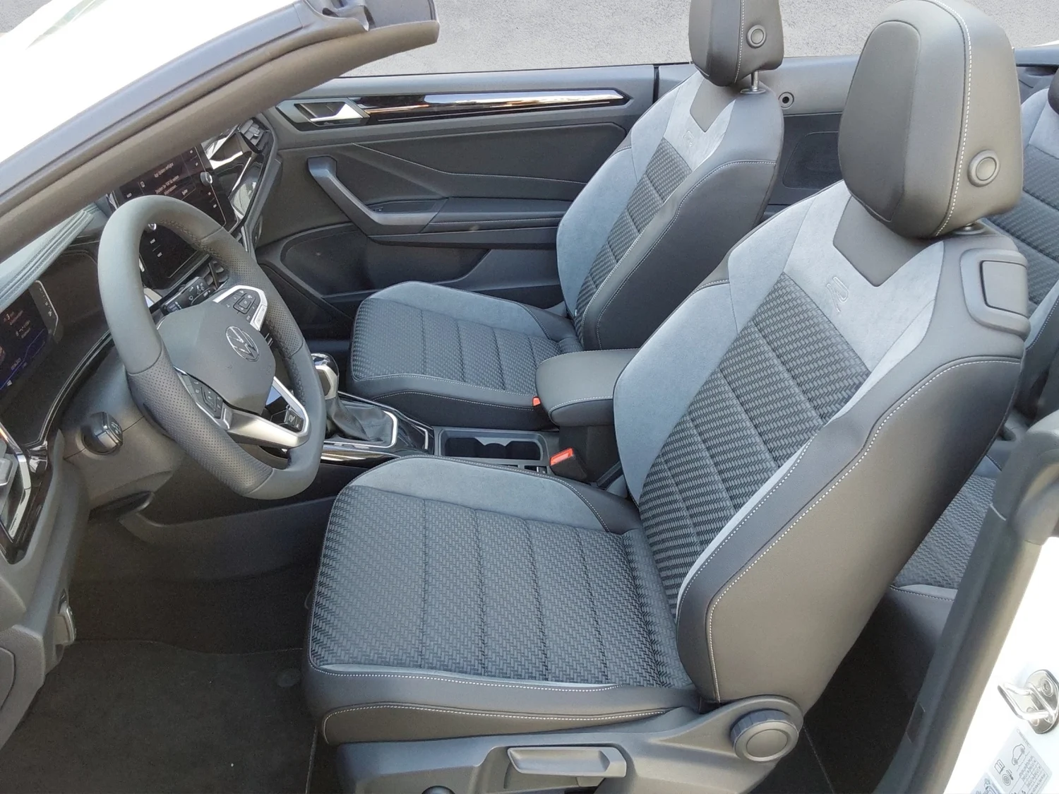 Bild eines VW T-Roc Cabriolet R-Line TSI DSG