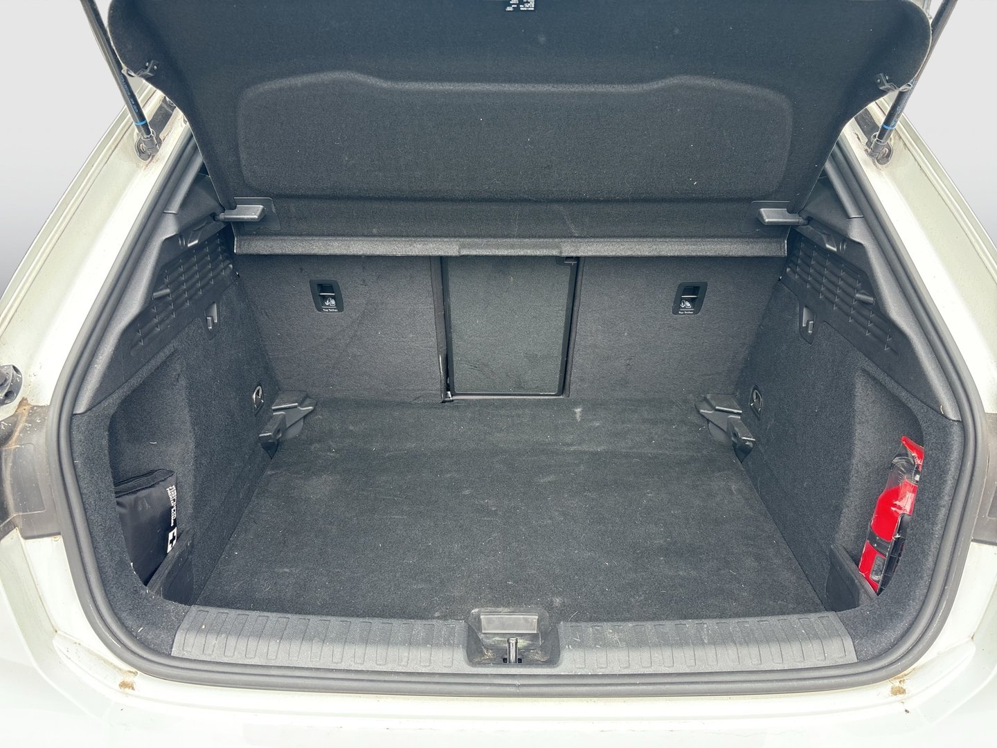 Audi A3 Sportback 30 TFSI S line exterieur | Bild 18 von 20