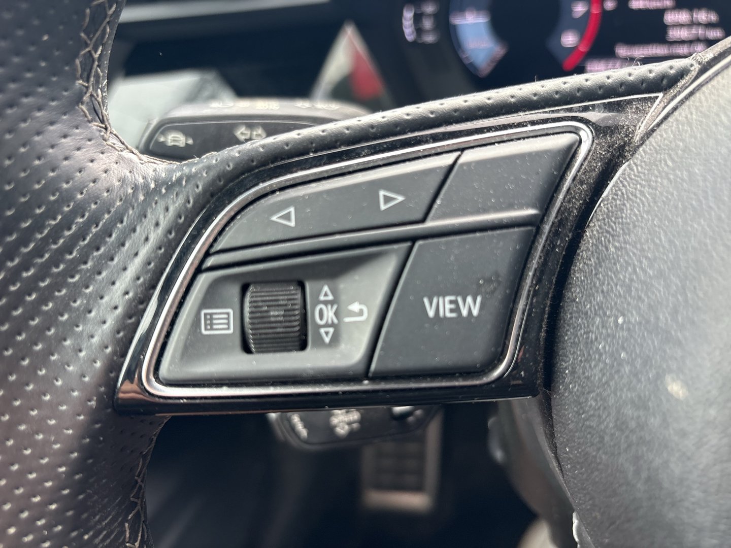 Audi A3 Sportback 30 TFSI S line exterieur | Bild 11 von 20