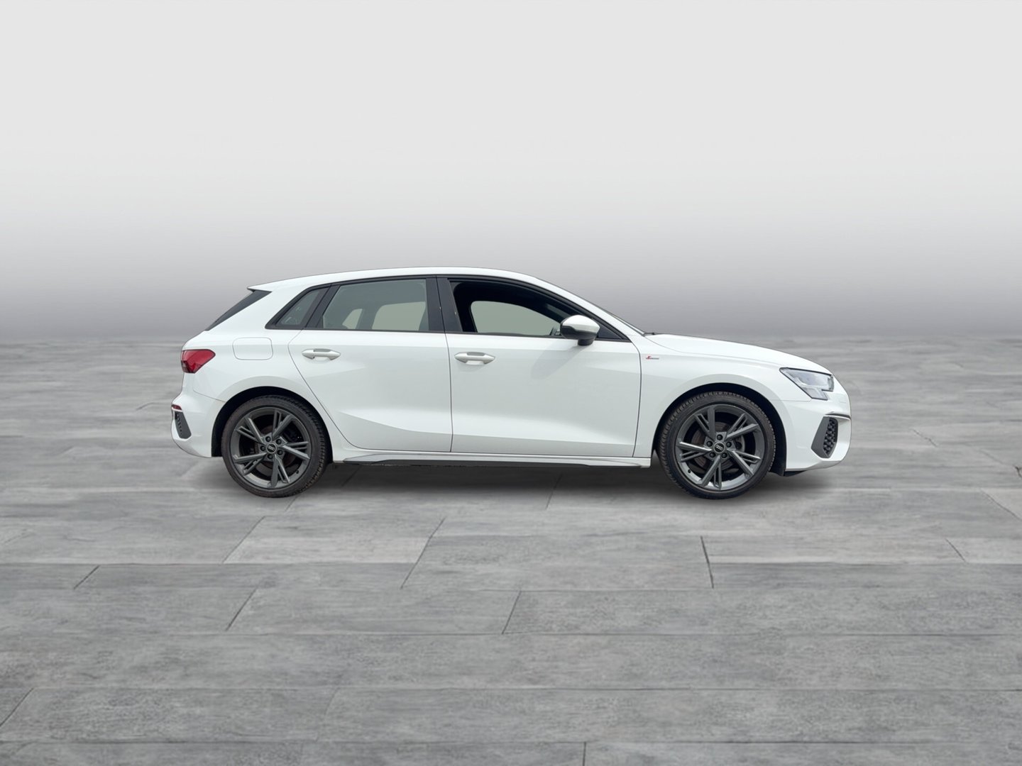 Audi A3 Sportback 30 TFSI S line exterieur | Bild 5 von 20