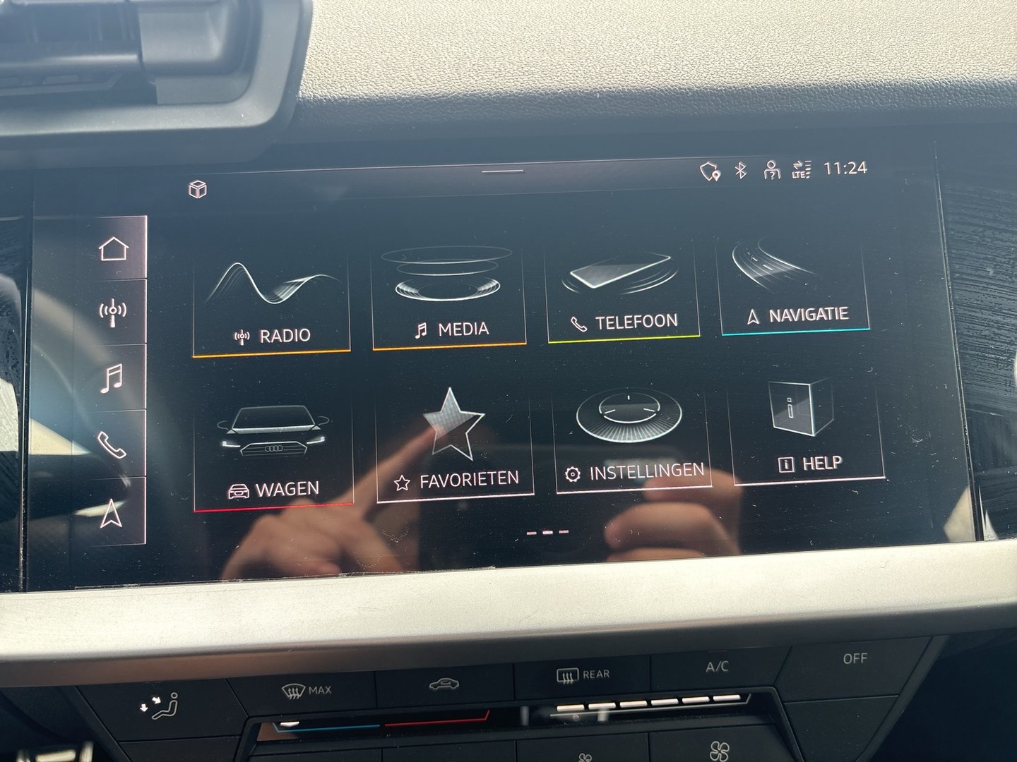 Audi A3 Sportback 30 TFSI S line exterieur | Bild 13 von 20