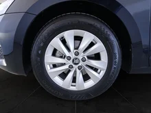 Škoda Octavia Combi Selection TSI mHEV DSG in Black-Magic Perleffekt