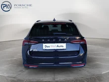 Škoda Octavia Combi Selection TSI mHEV DSG in Black-Magic Perleffekt