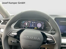 Škoda Octavia Combi Selection TSI mHEV DSG in Black-Magic Perleffekt