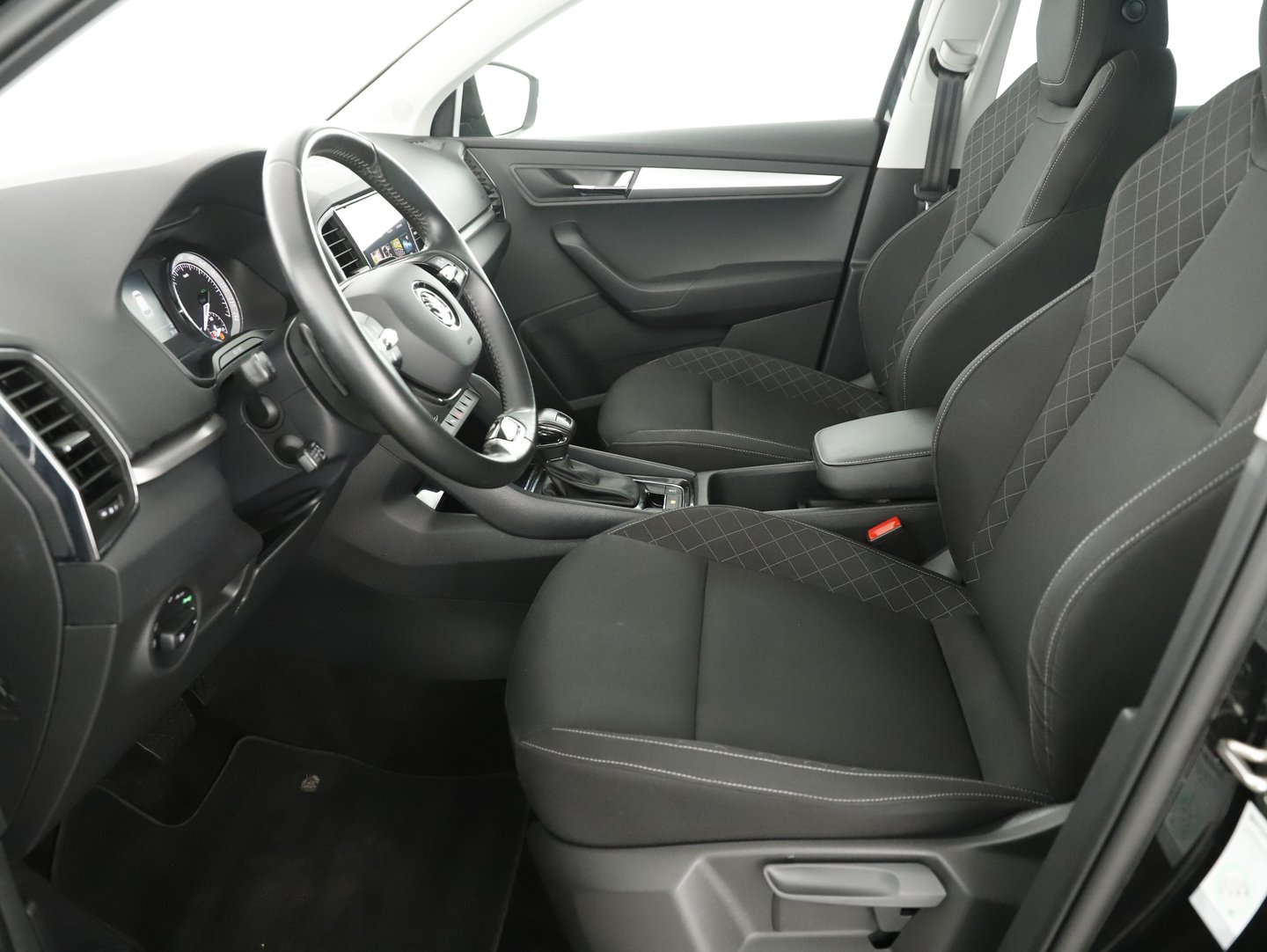 Škoda KAROQ Ambition SC TDI DSG | Bild 4 von 22