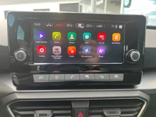 SEAT Leon in "Magnetic Tech"