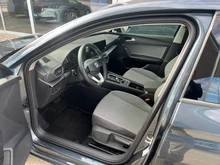 SEAT Leon in "Magnetic Tech"