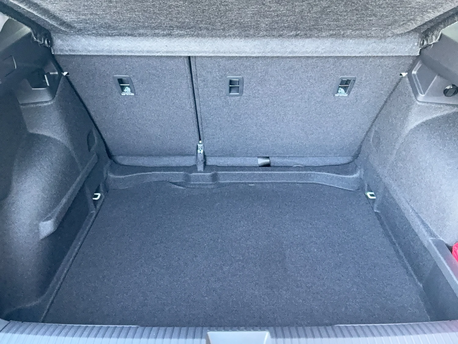 Bild eines VW T-Roc 4Me eTSI DSG