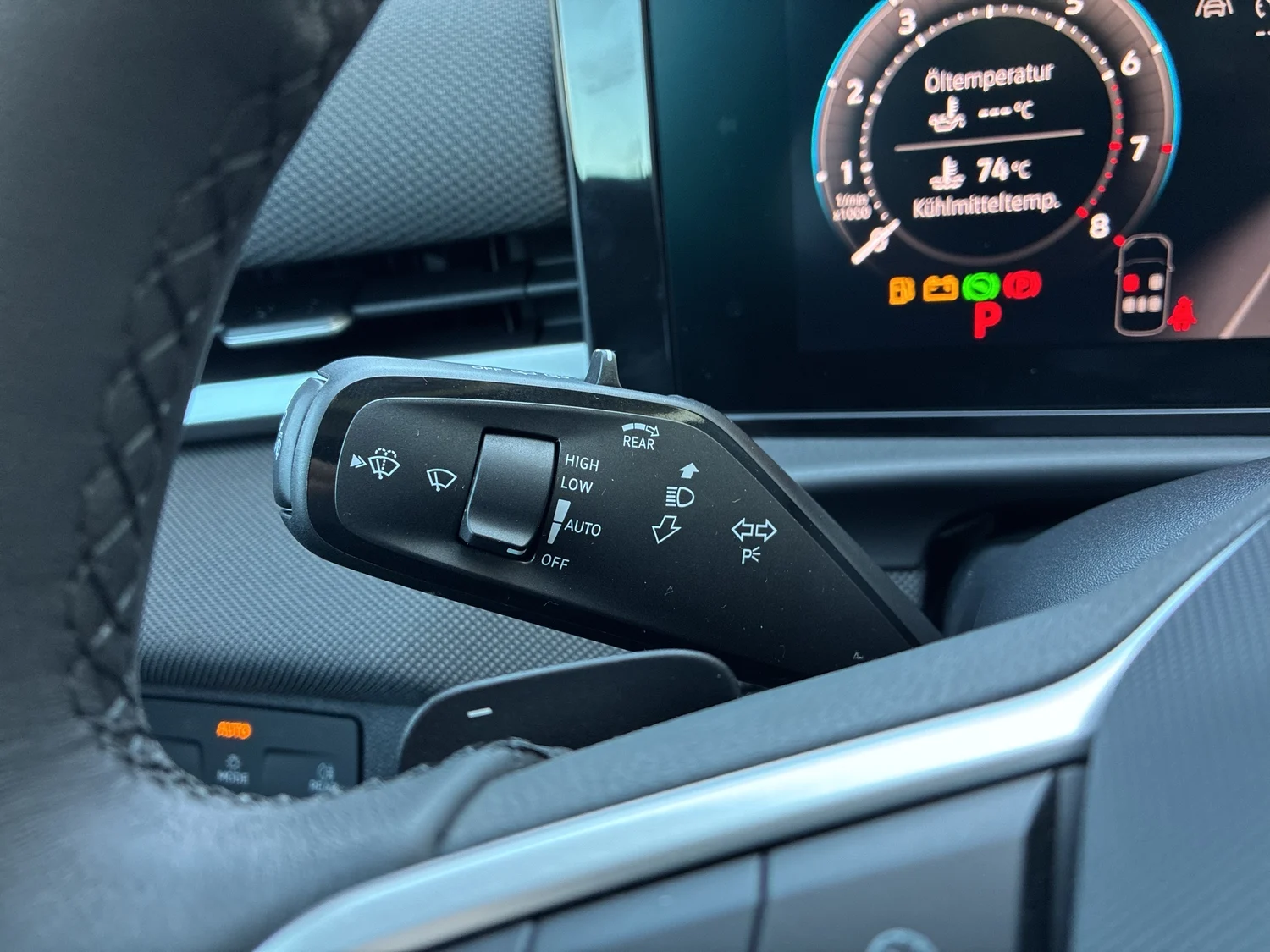 Bild eines VW T-Roc 4Me eTSI DSG