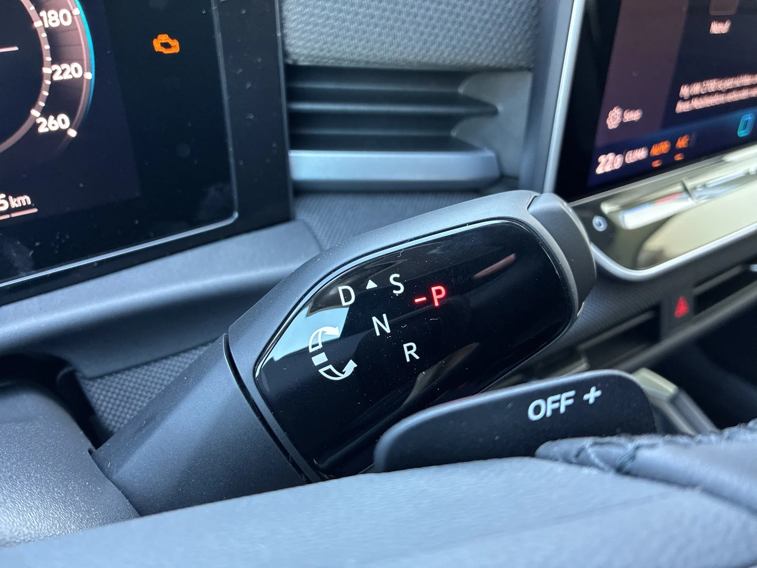 Bild eines VW T-Roc 4Me eTSI DSG