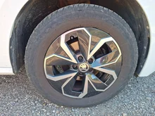 Škoda Kamiq SC TSI in Alaska-Weiß