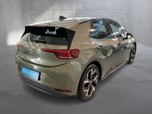 VW ID.3 Neo Life 125 kW - 50 kWh in Dark Olivine Green Metallic