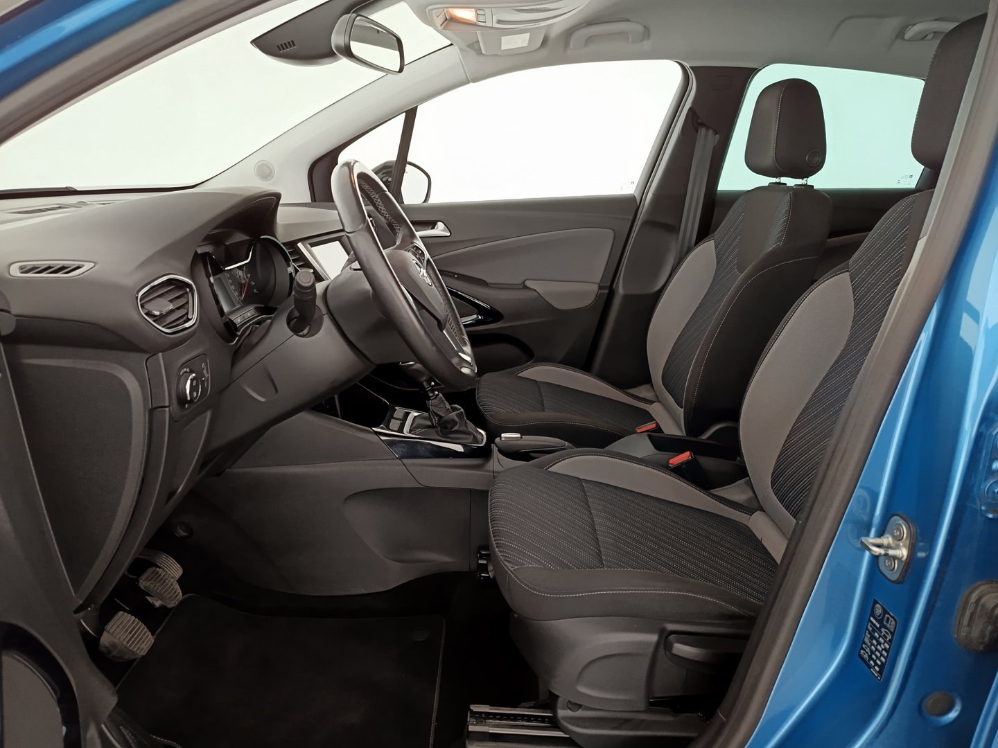 Opel Crossland X 1,2 Turbo ECOTEC Direct Injection Edition St./St | Bild 13 von 29