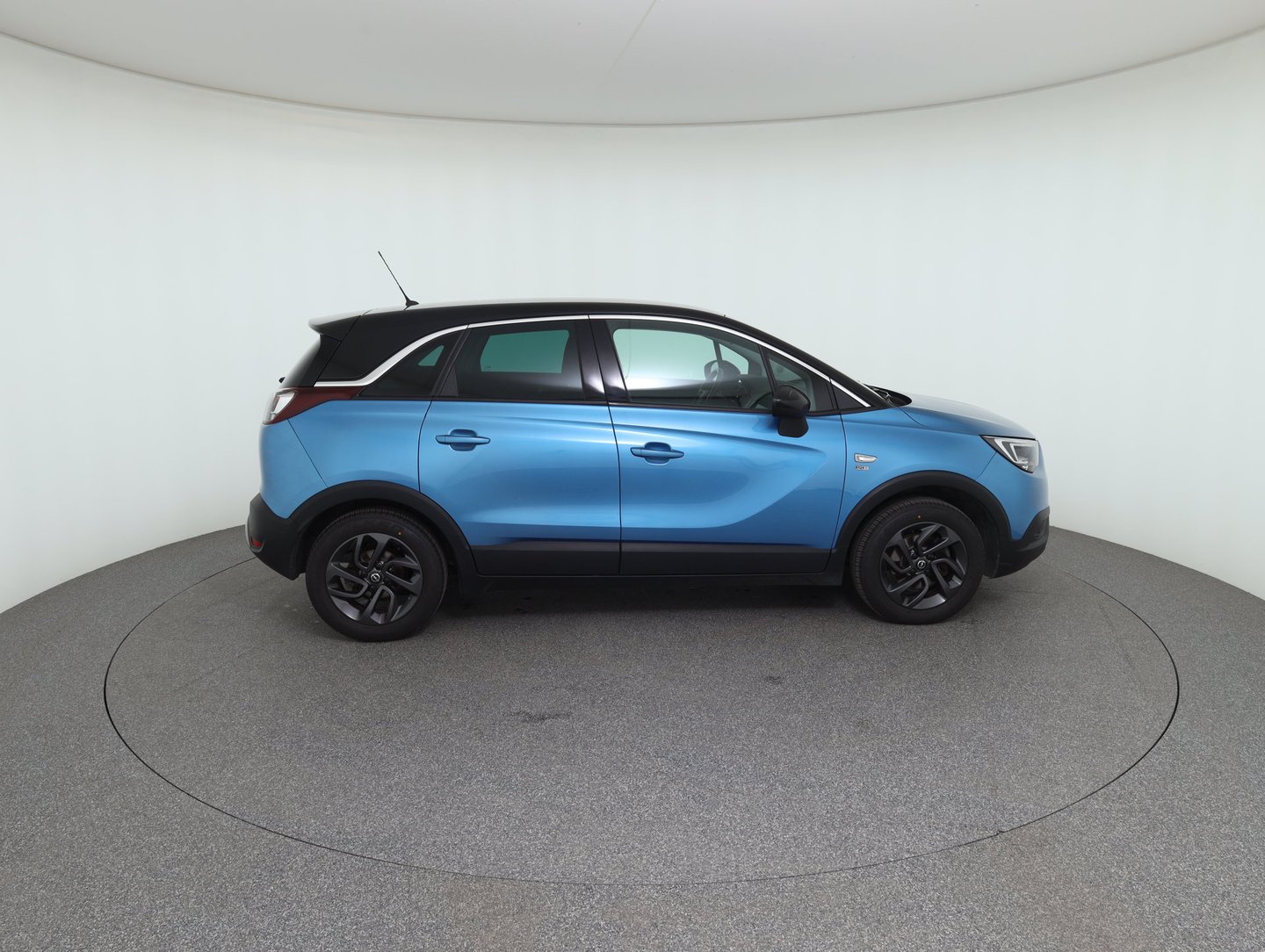 Opel Crossland X 1,2 Turbo ECOTEC Direct Injection Edition St./St | Bild 4 von 29