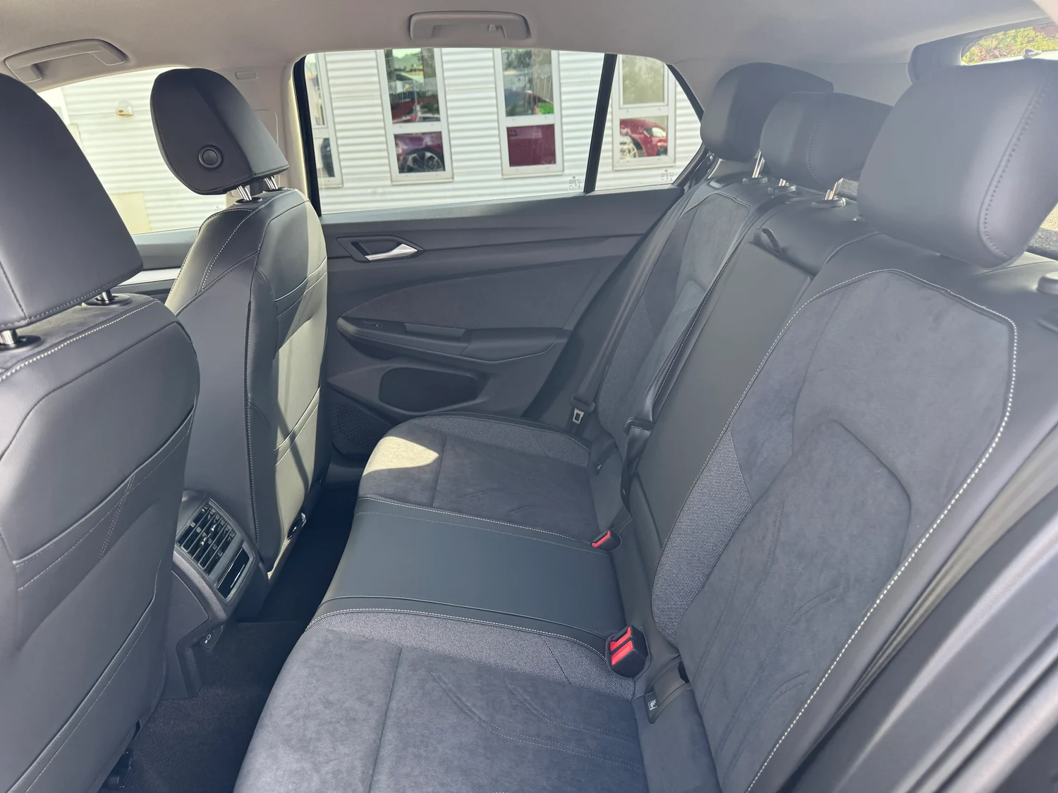 Bild eines VW Golf Rabbit eHybrid DSG 150 kW