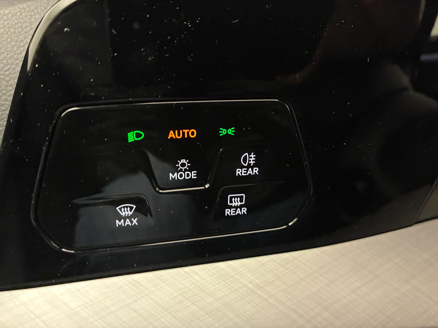 Bild eines VW Golf Rabbit eHybrid DSG 150 kW