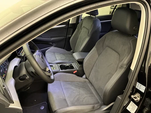 Bild eines VW Golf Rabbit eHybrid DSG 150 kW