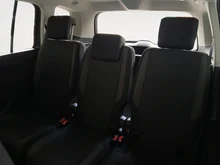 VW Touran TDI DSG in Delfingrau Metallic