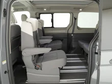 VW Multivan Business ÜH eHybrid 180 kW 4M in Puregrey