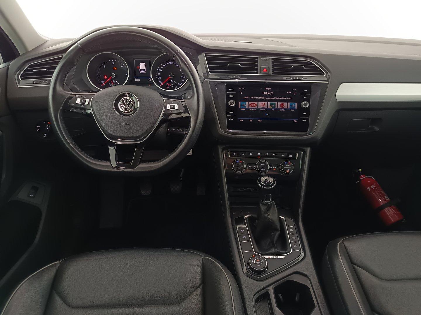 VW Tiguan Comfortline TDI SCR 4MOTION | Bild 14 von 33