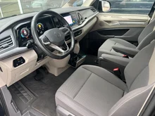 VW Multivan Life LR in Starlight Blue Metallic
