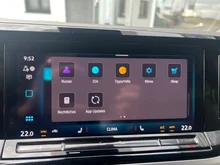 VW Multivan Life LR in Starlight Blue Metallic
