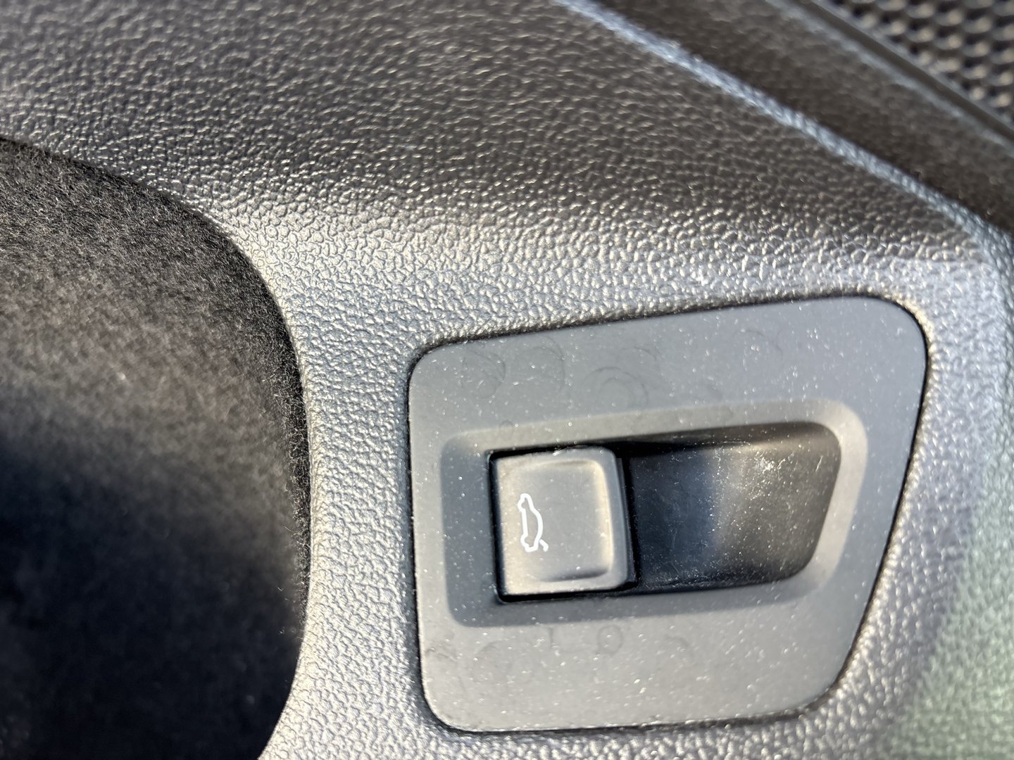 VW Passat Var. Business TDI SCR 4MOTION DSG | Bild 9 von 23