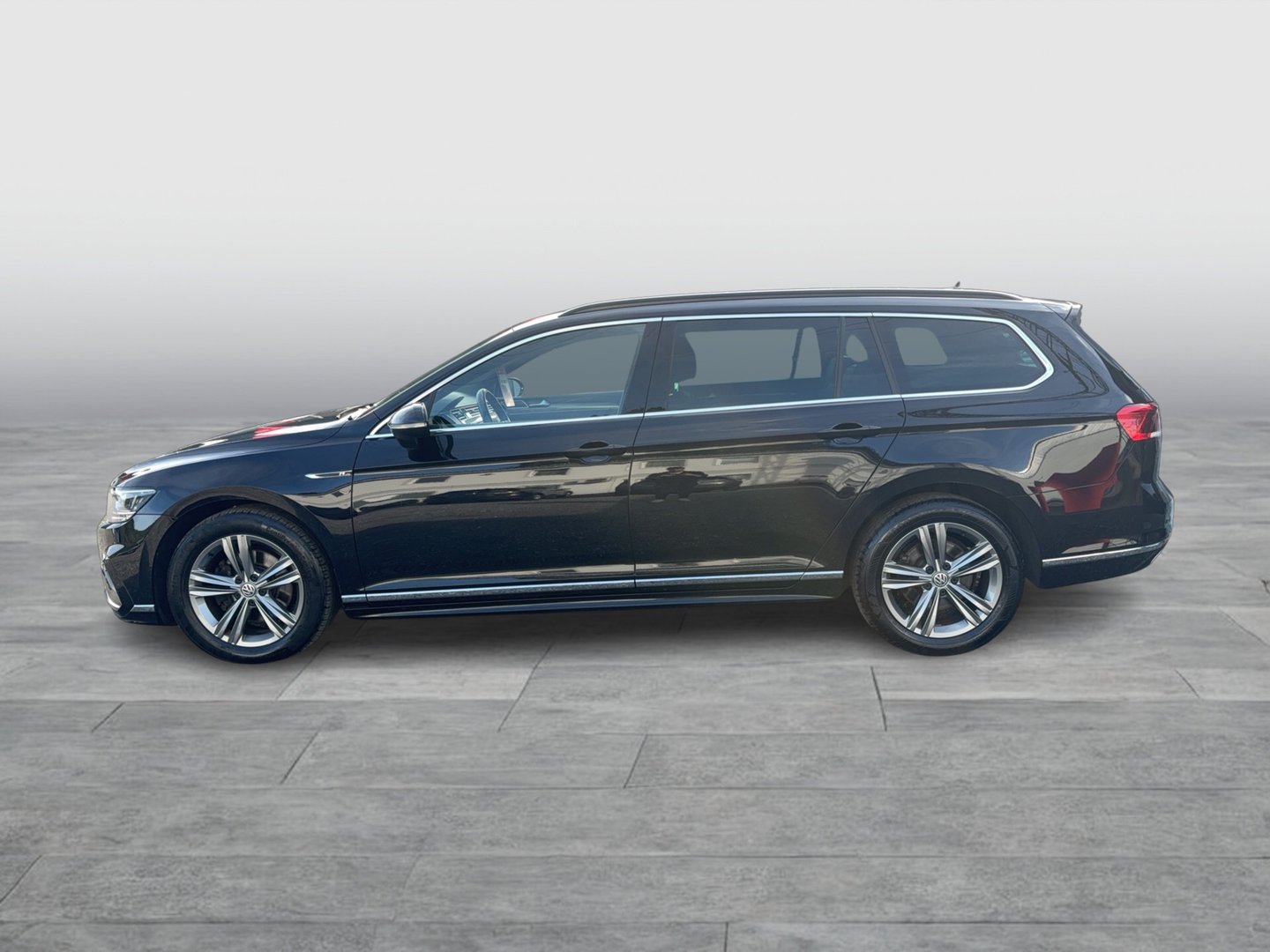 VW Passat Var. Business TDI SCR 4MOTION DSG | Bild 2 von 23