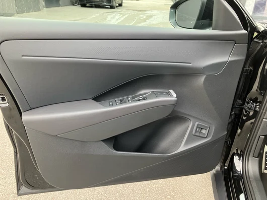Bild eines VW T-Roc R-Line eTSI DSG