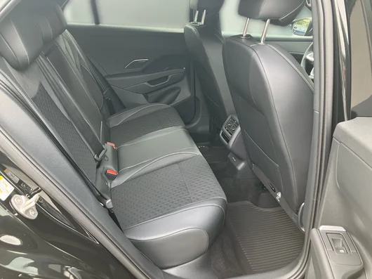 Bild eines VW T-Roc R-Line eTSI DSG
