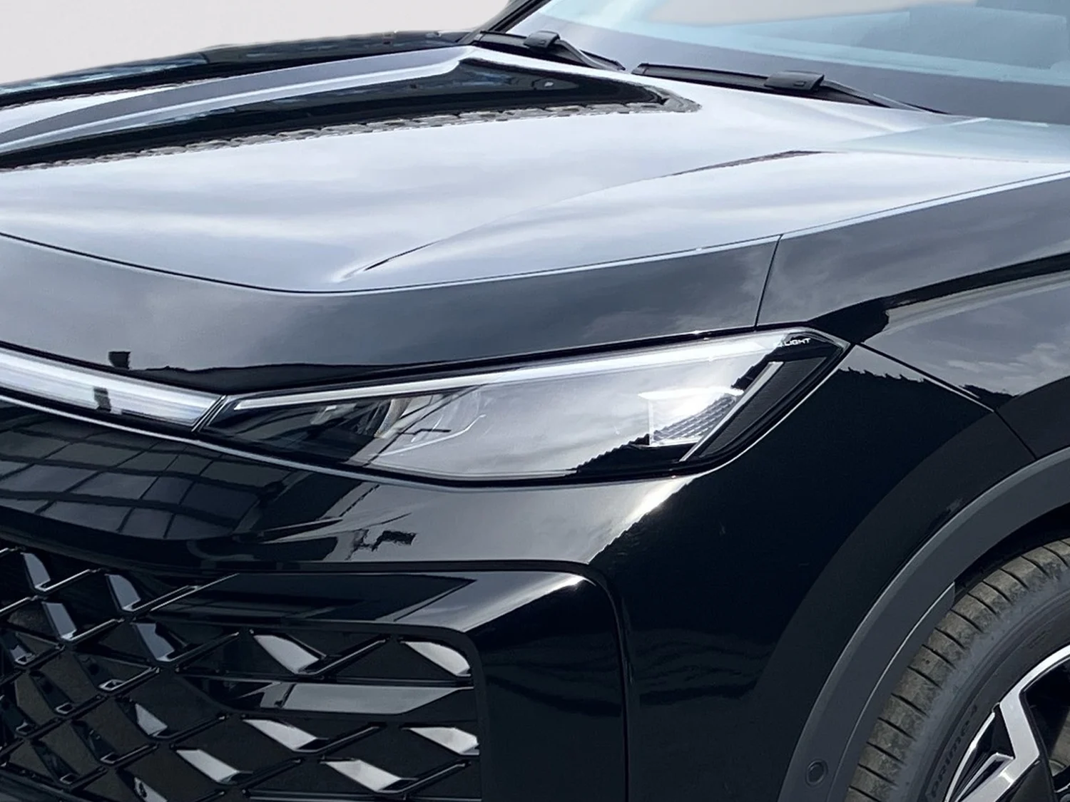 Bild eines VW T-Roc R-Line eTSI DSG