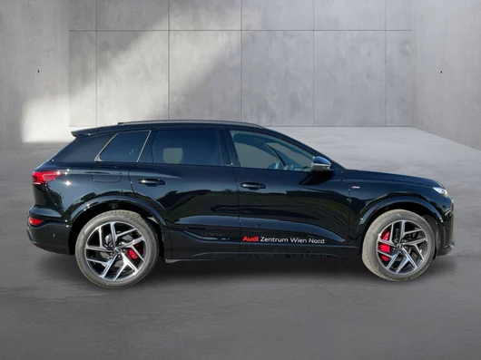 Bild eines Audi Q6 e-tron quattro