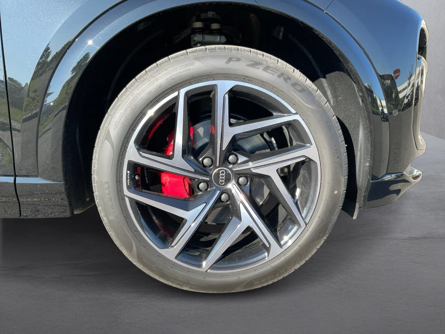Bild eines Audi Q6 e-tron quattro