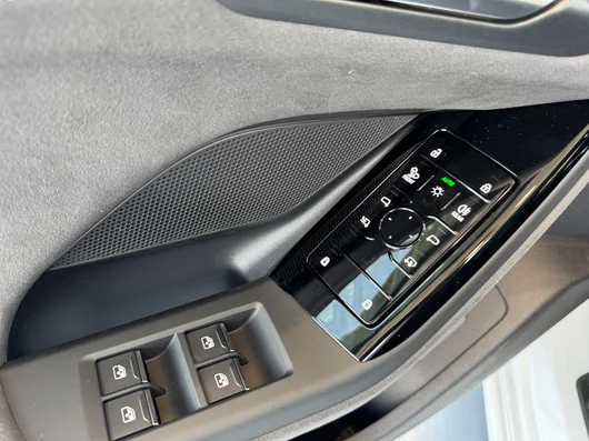 Bild eines Audi A6 Sportback e-tron quattro business