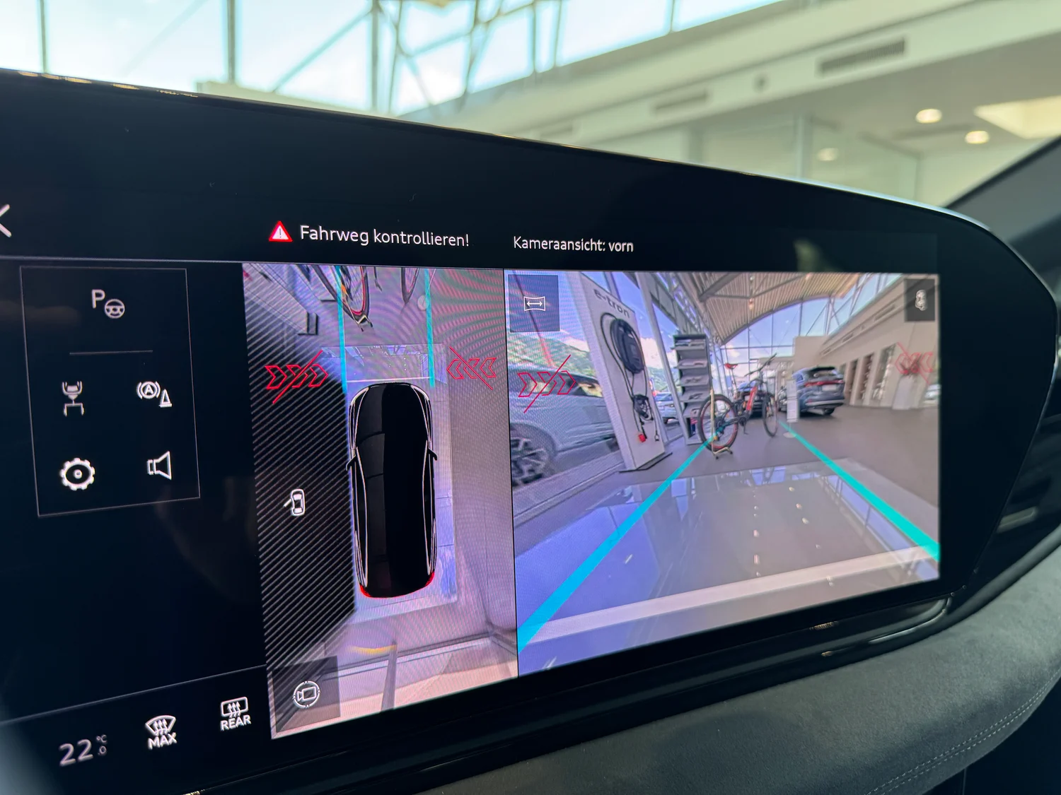 Bild eines Audi A6 Sportback e-tron quattro business