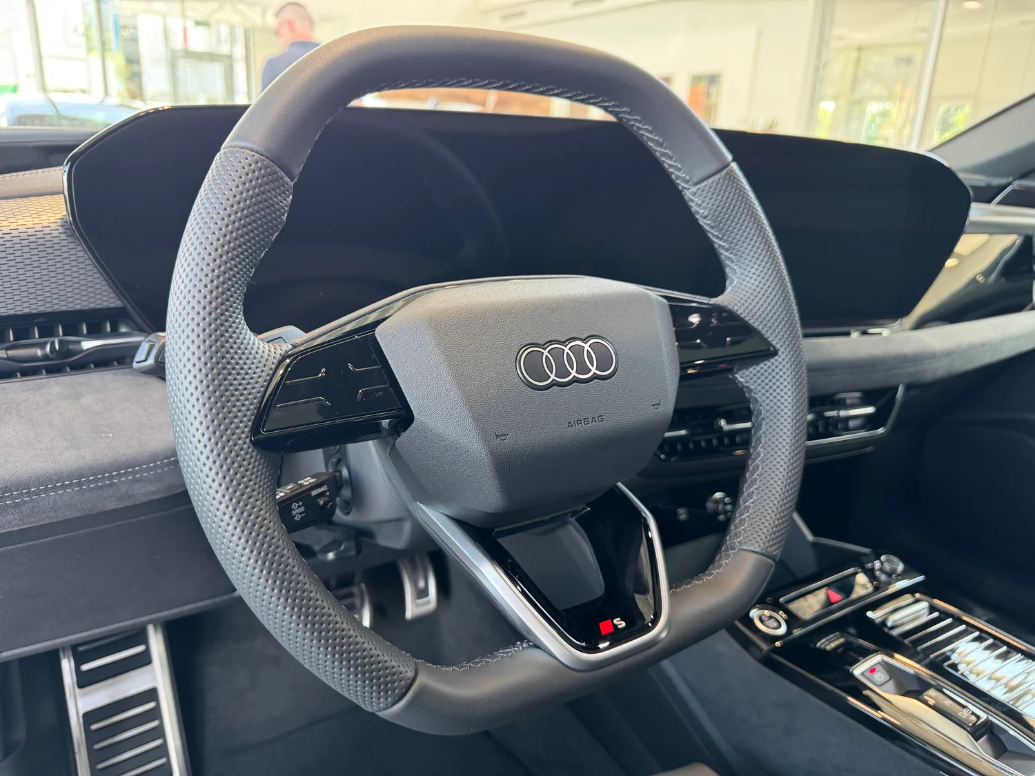 Bild eines Audi A6 Sportback e-tron quattro business