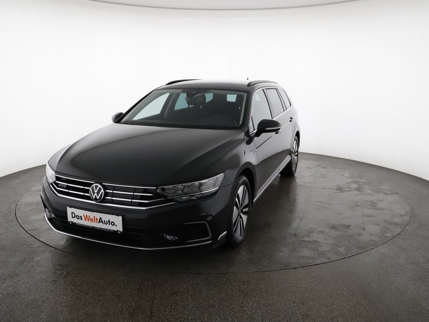 VW Passat GTE Variant
