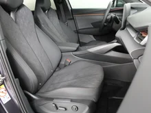 CUPRA Terramar VZ e-HYBRID 272 PS DSG in Dark Void